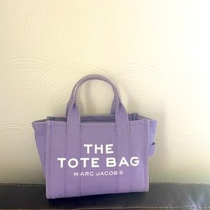 Marc Jacobs Mini The Tote Bag in Purple